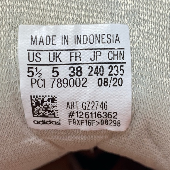 Star Wars X Adidas Top Ten “The Child” Baby Yoda - Picture 7 of 7